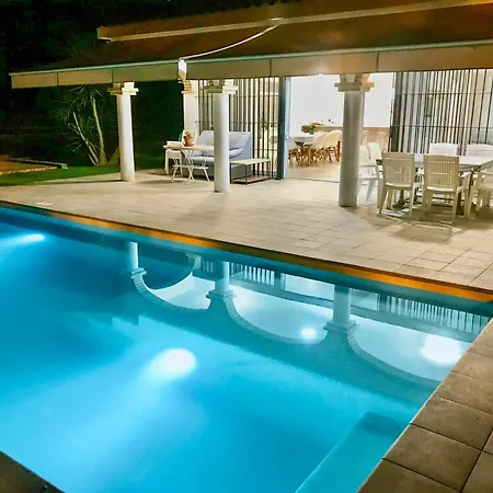 Villa Alamos Jerez I Piscina Salada Climatizada I Bbq I Jardines I 850m2